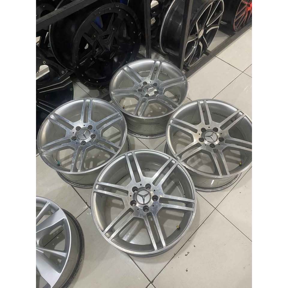 Velg mobil bekas Mercedezbenz AMG R18 X8,5 baut 5X112 ET45