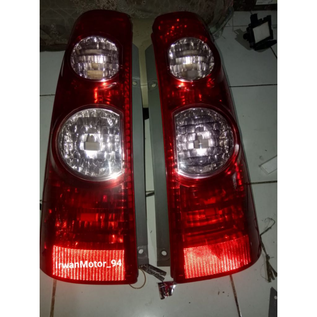 Stoplamp Avanza Xenia Tahun 2007 2008 2009 2010 RH LH