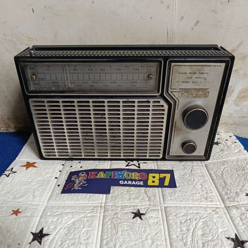 radio jadul PHILIPS bahan vintage