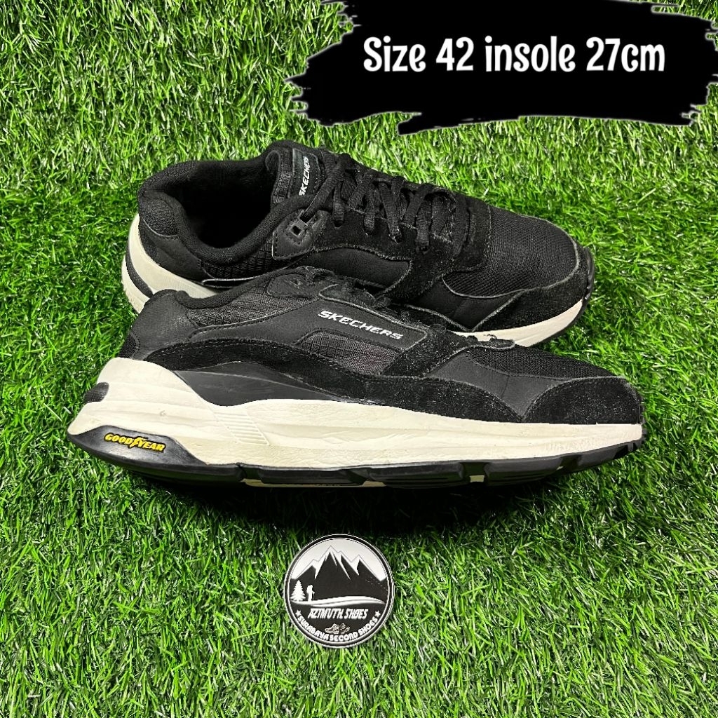 Sepatu Outdoor Gunung Hiking Skechers Size 42