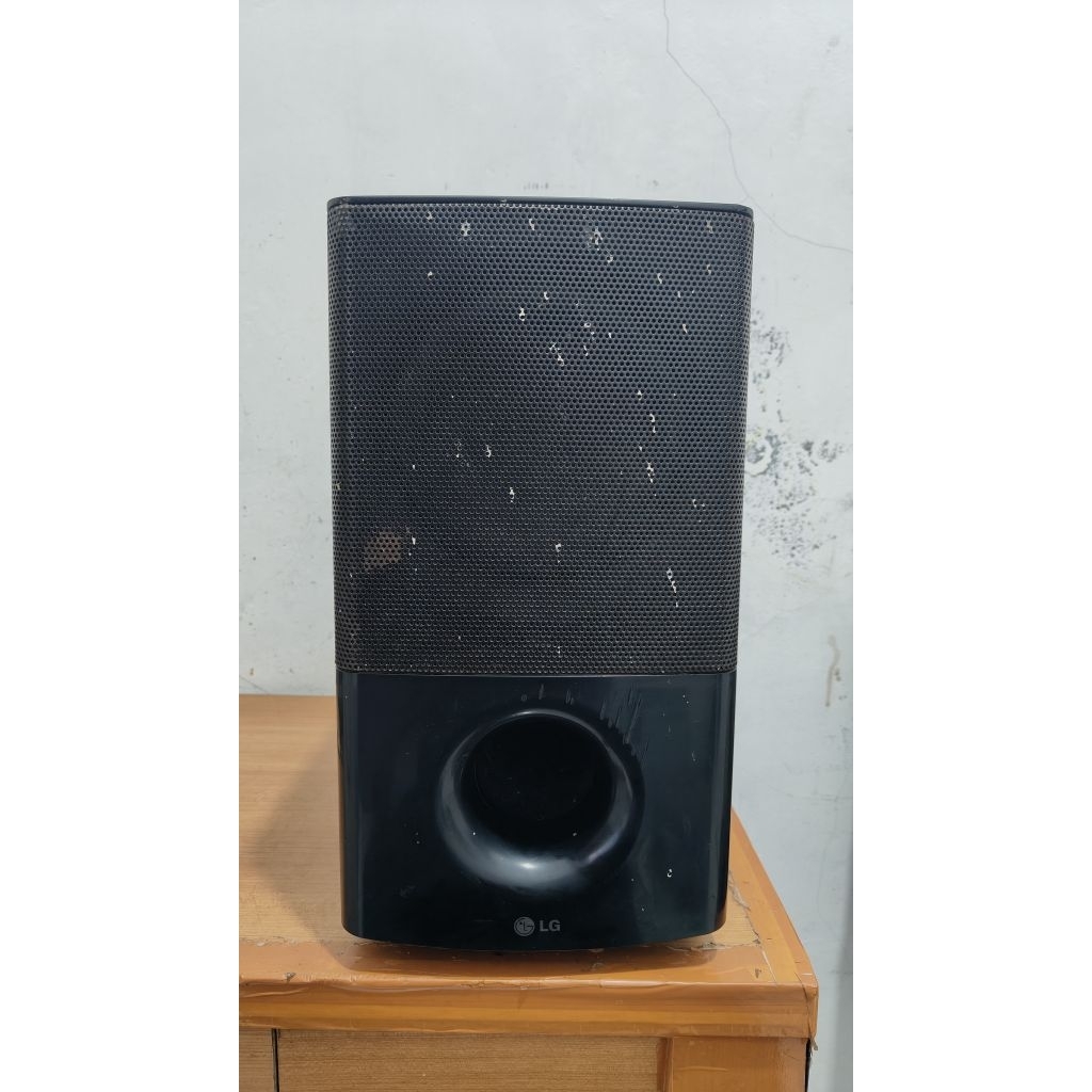 speaker subwoofer pasif LG DH 6330