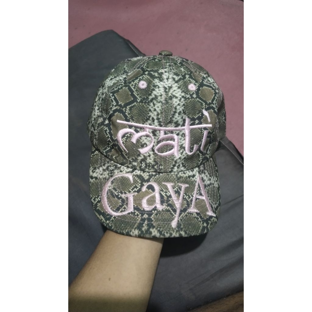 TOPI MATI GAYA