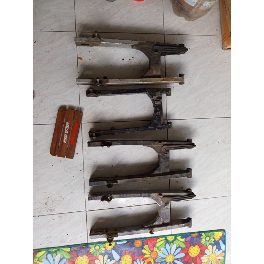 swing / arm megapro primus / lama. tiger lama / tiger revo bekas original copotan layak pakai. minus