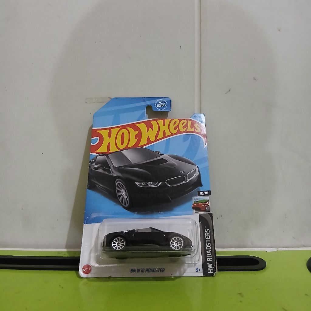 Hot Wheels BMW i8 Roadster