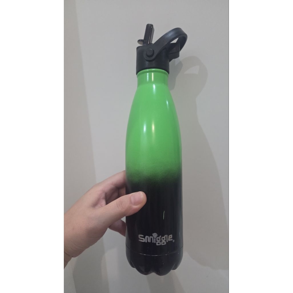 PRELOVED BOTOL MINUM STAINLESS SMIGGLE ORIGINAL