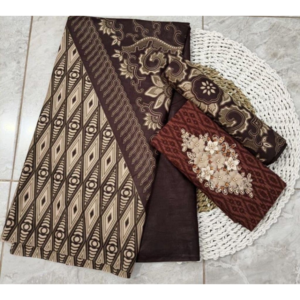 Kain Batik Motif Terbaru Sarimbit Couple Motif Cakra Elegan Adem Halus Seragam