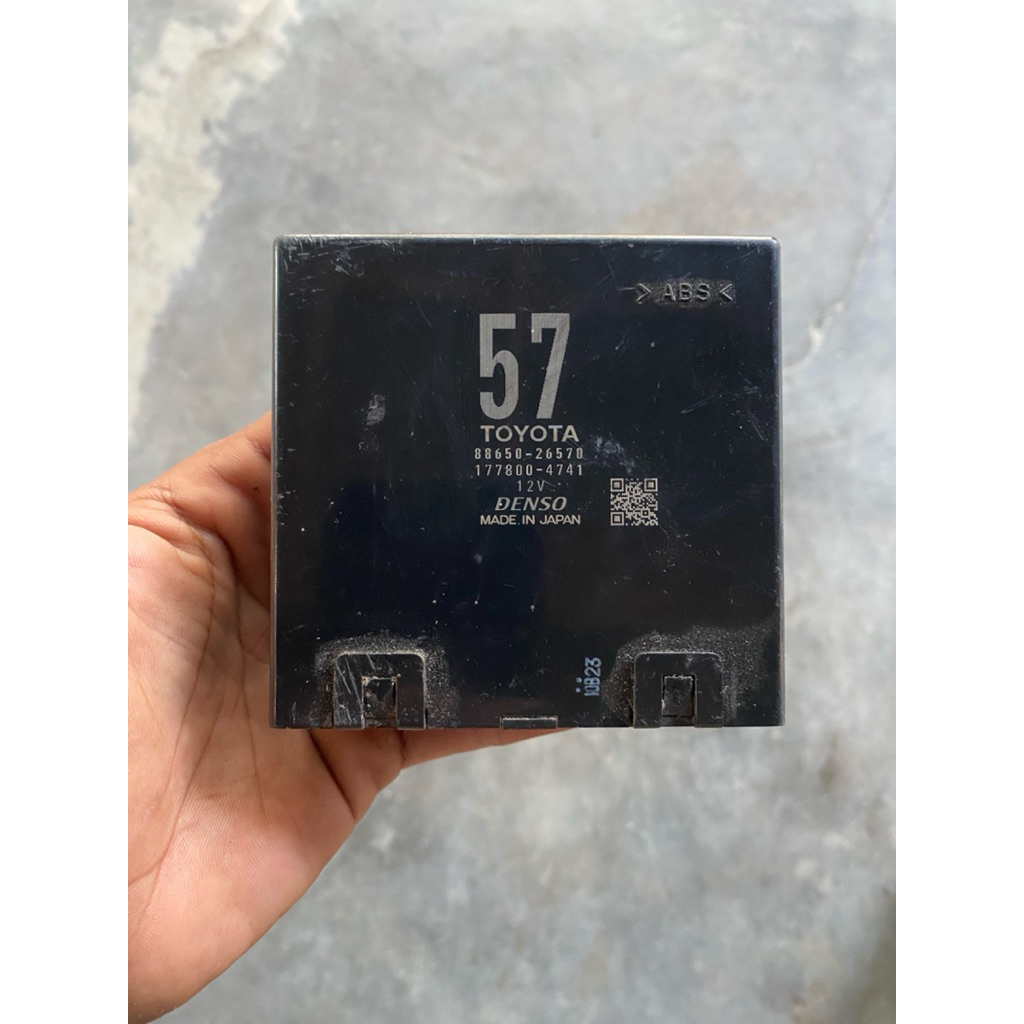 Modul AC Hiace Commuter Original kode 88560-26570 barang jaminan normal