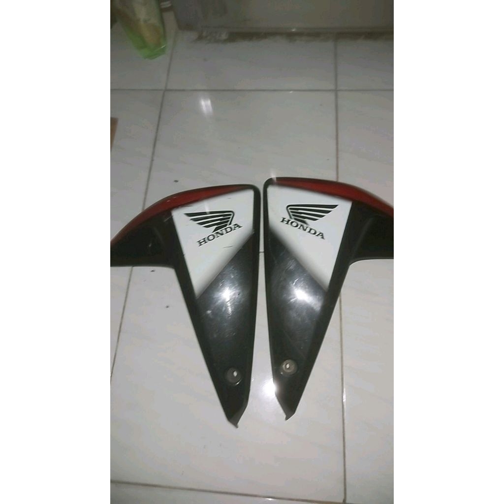 sayap tangki new megapro monosok karbu