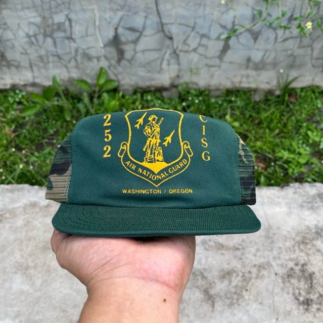 VTG 252 CISG Air National Guard Washington Oregon Trucker Hat Camo Snapback Cap
