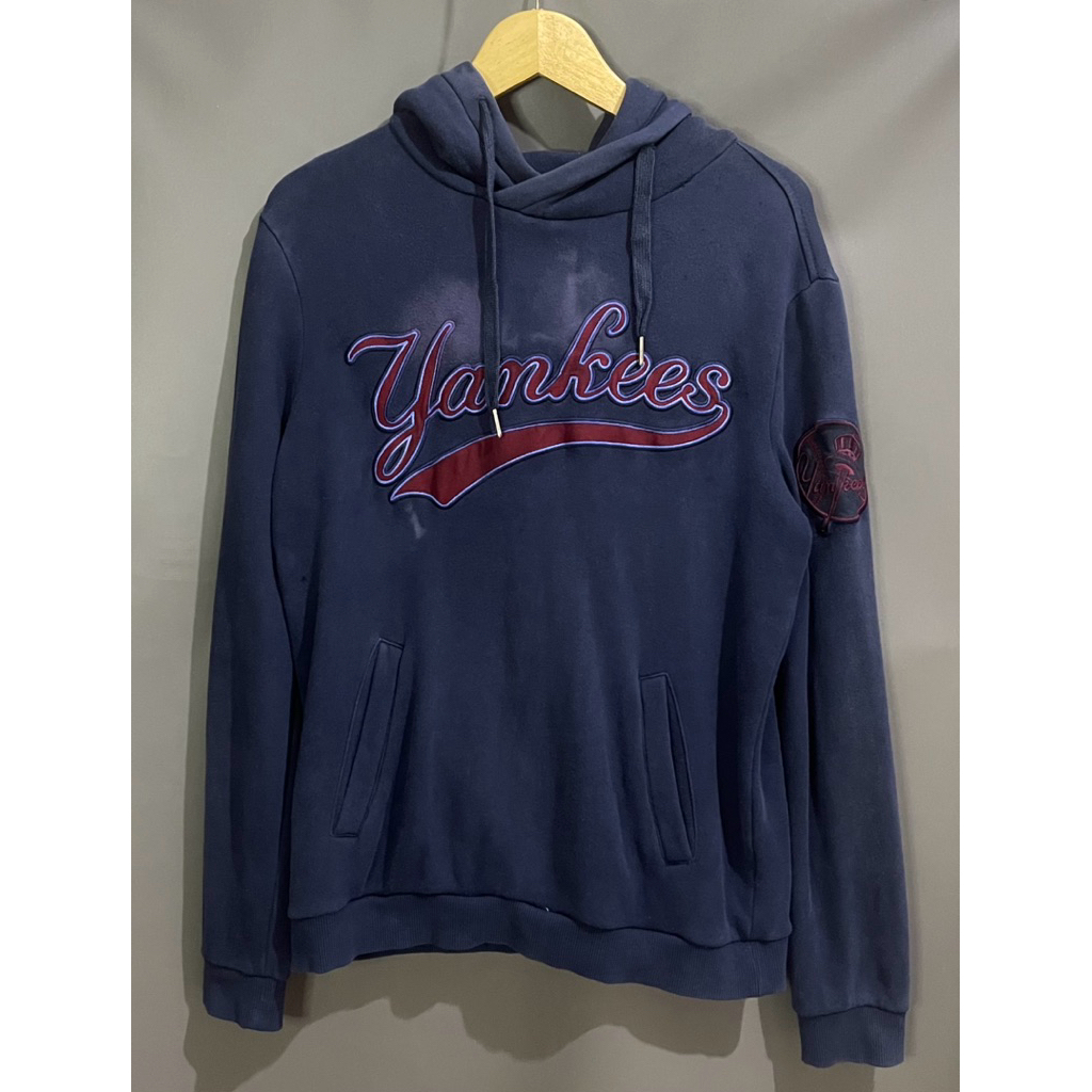 Preloved hoodie mlb
