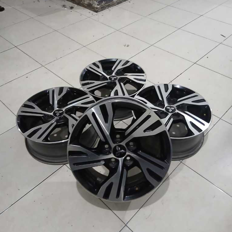 Velg std xpander ultimate r16 h5x114 pnp  xpander l300 granmax apx dll