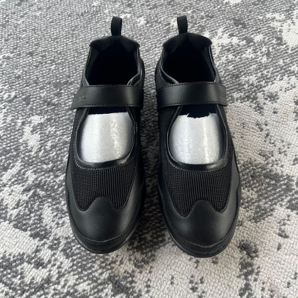 Sepatu Elizabeth