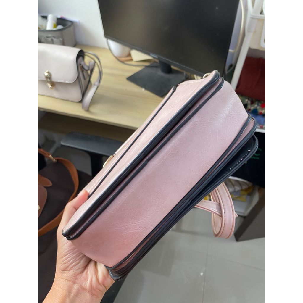 No brand bag