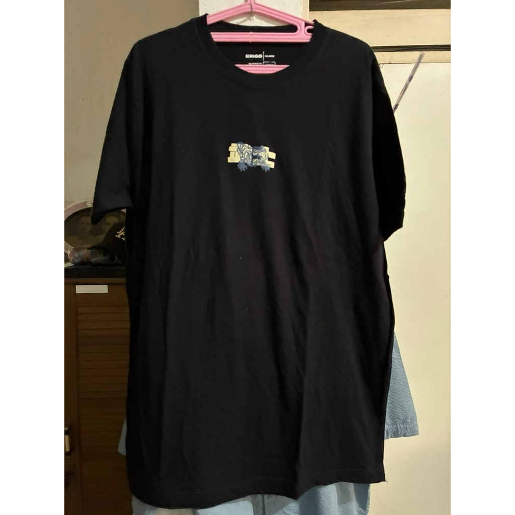 Kaos Hitam Erigo Size XXL Original