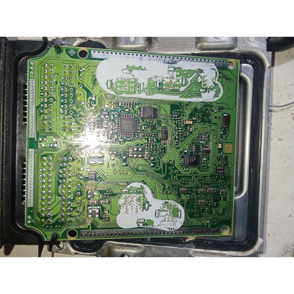 ECU Suzuki splash Manual A1