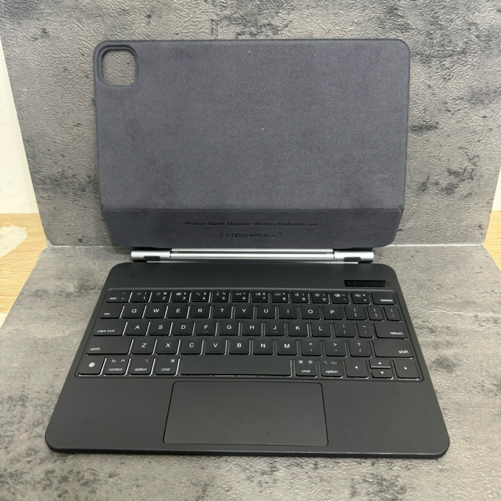 Magnetic Wireless Keyboard Case Second