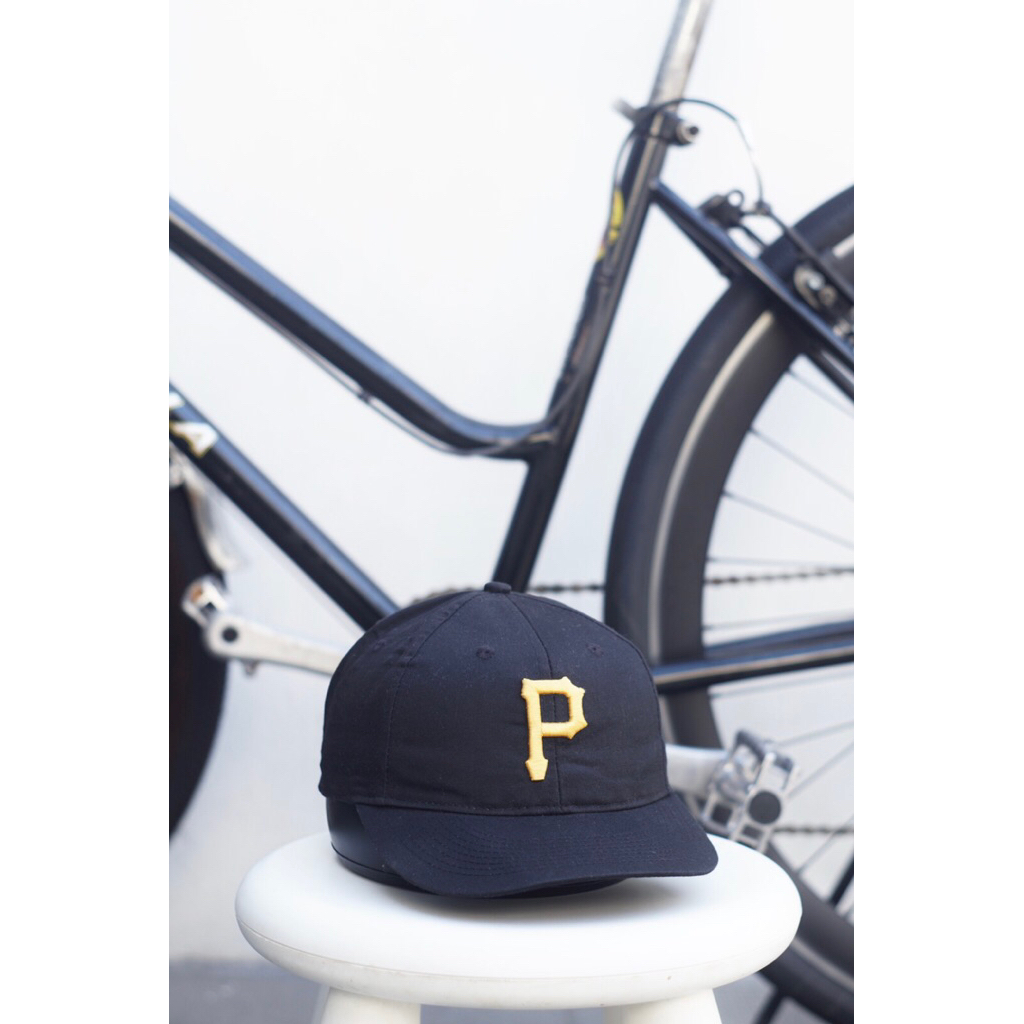 Vintage MLB Pittsburgh Pirates logo baseball cap