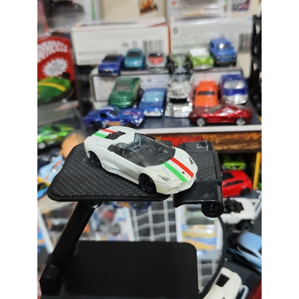HotWheels Lamborghini Reventon Roadster Putih Loose