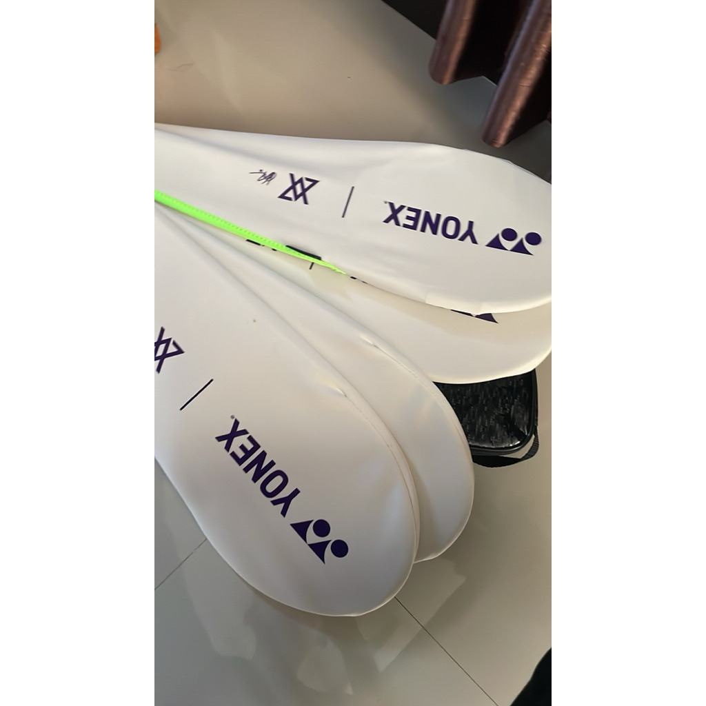 yonex astrox 100zz va