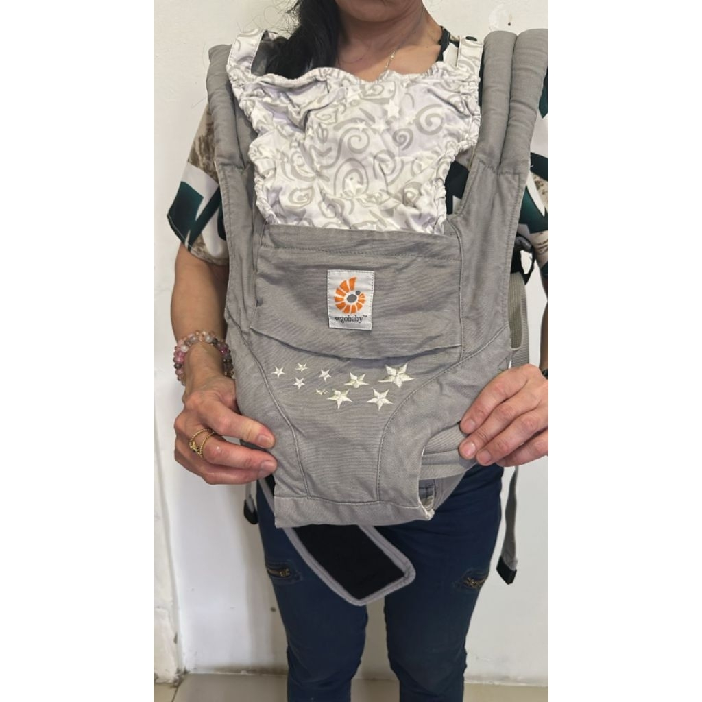 preloved ergobaby hipseat baby carrier