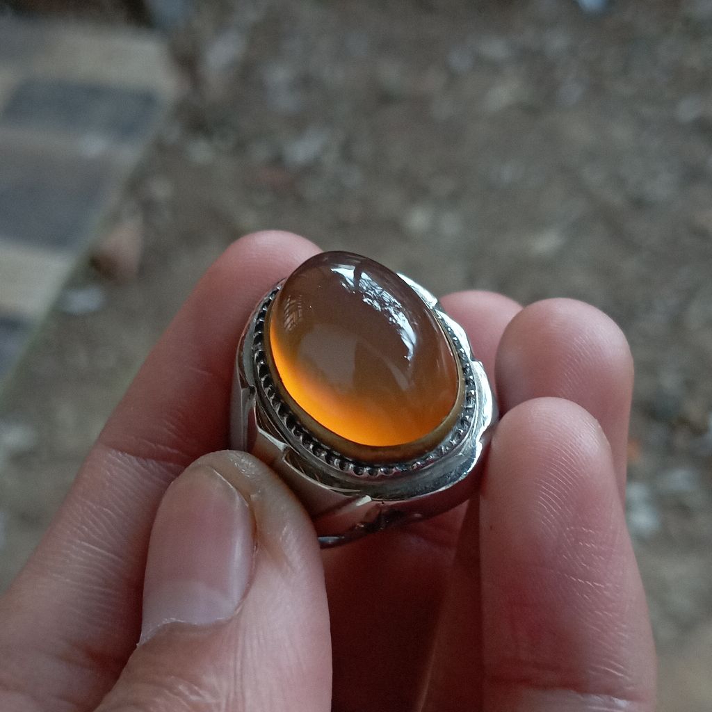 BATU ANGGUR NUKLEUS ALAS OREN