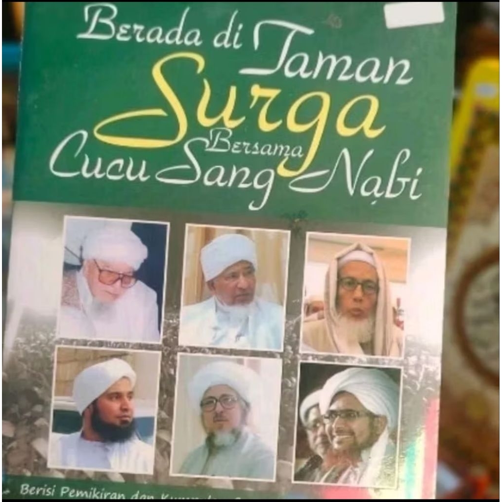 Buku Berada Ditaman Surga Bersama Cucu Sang Nabi