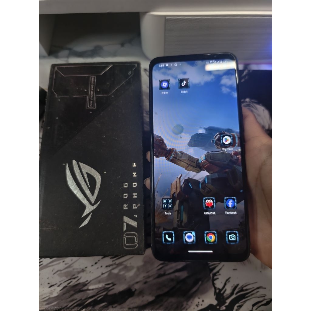 handphone ASUS ROG phone 7