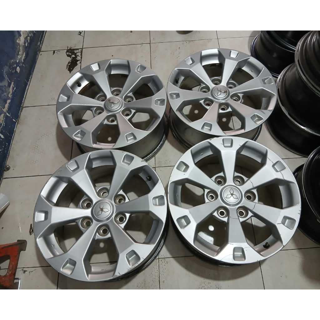 VELG SECOND COPOTAN MOBIL STD PAJERO DAKAR RING 17 PCD 6X139