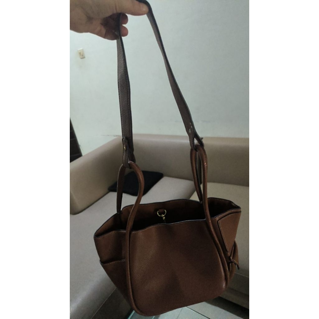 preloved ori little bunny thailand satchel leather tote bag brown tas bahu kulit warna coklat
