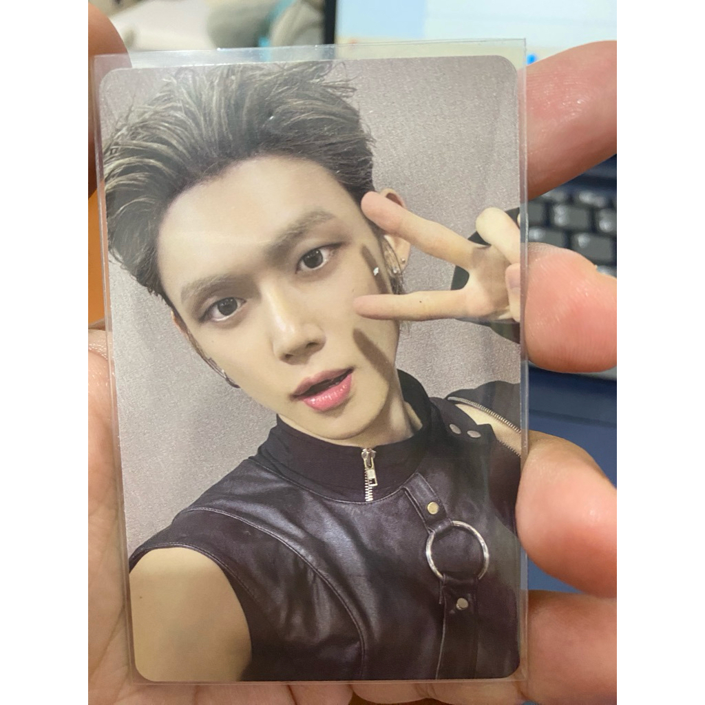 Yeonjun Official Photocard