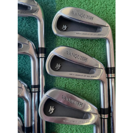 Titis Golf | Stick Golf Iron Set Majesty VANQUISH