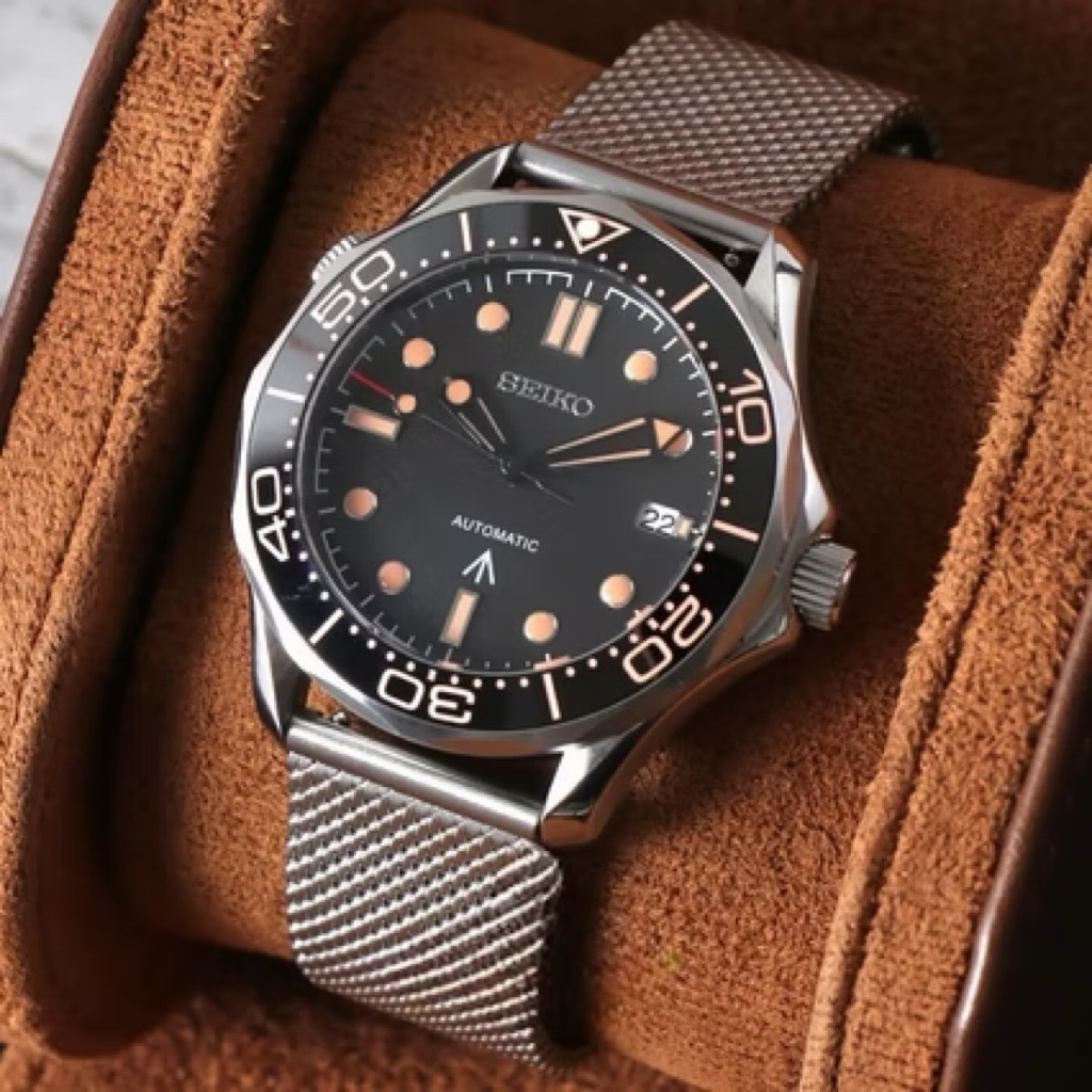 Seiko Mod Seamastr Titanium Style Bond 007 NH35 Automatic Mr Joe Custom