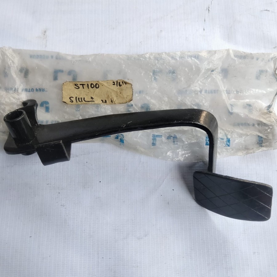 Tuas Pedal kopling / Clutch Pedal only (tanpa dudukan) Suzuki Carry Extra / ST100 / ST20 Merk JAC / 