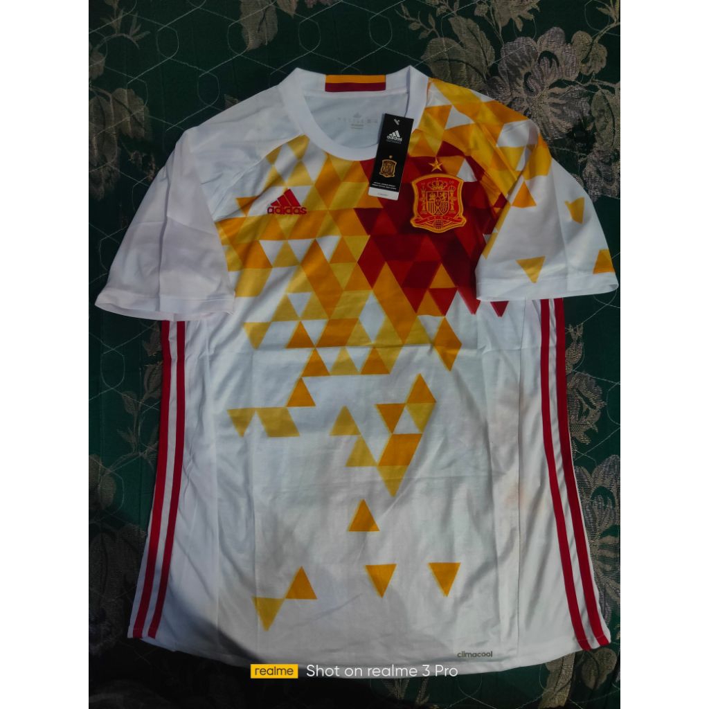 Spanyol 2016 away