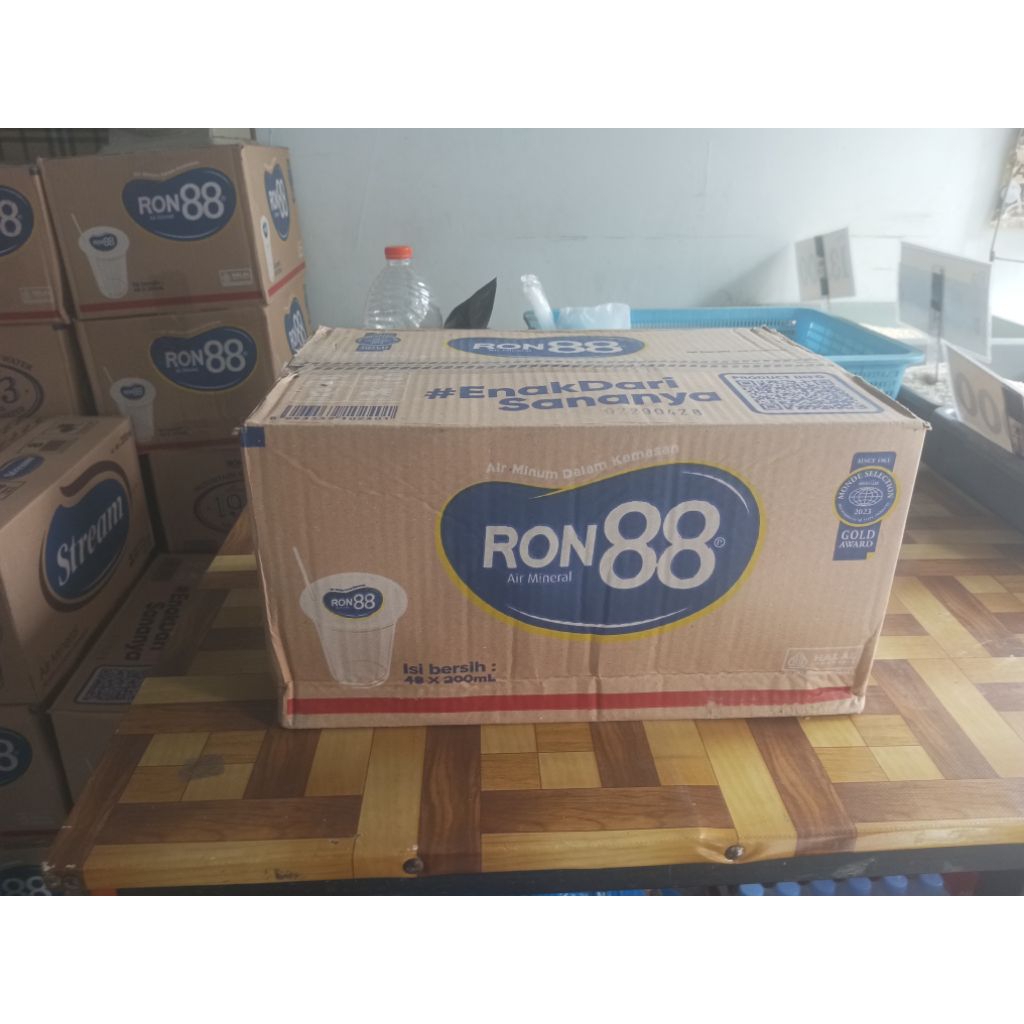 Ron 88 Cup 200ml Isi 48