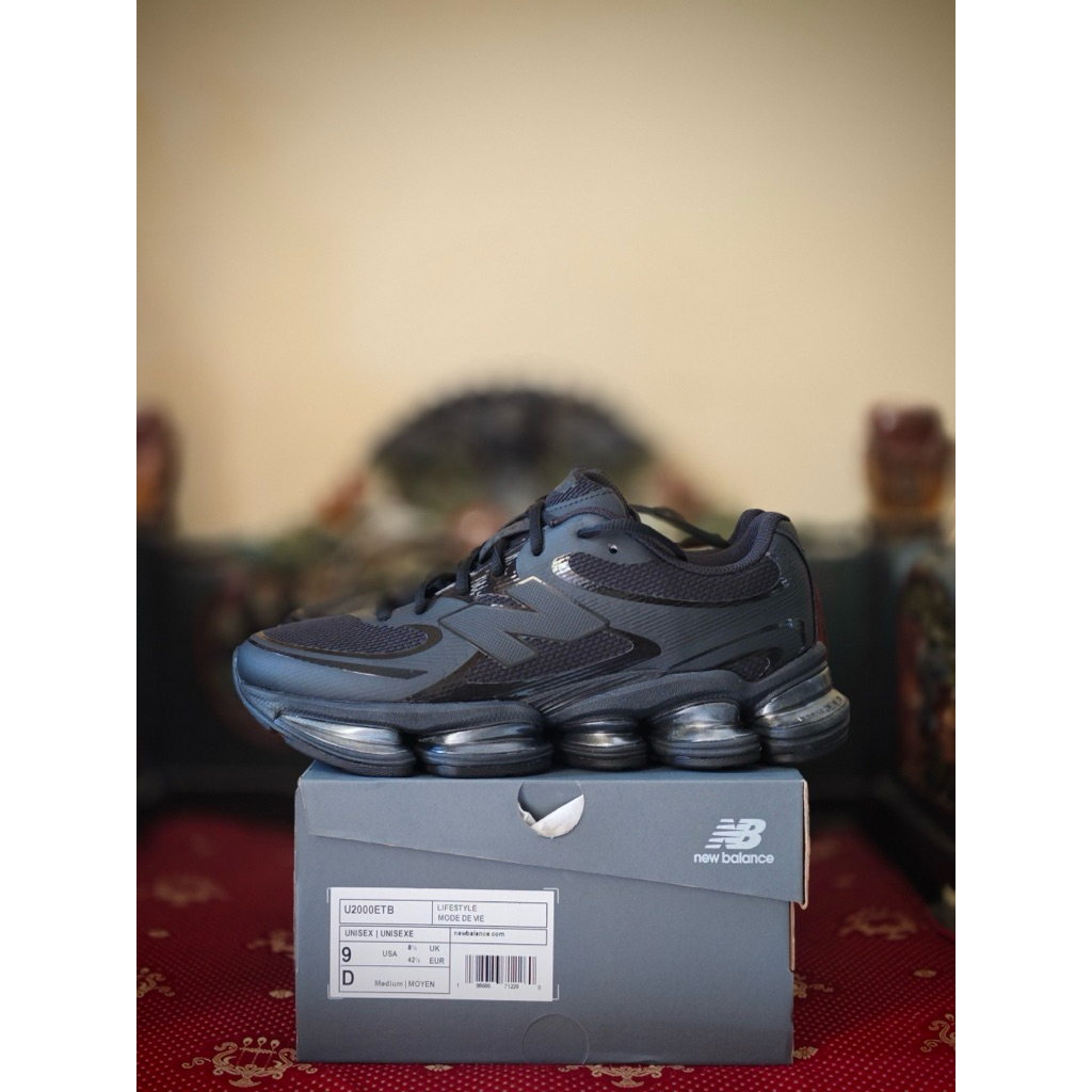 New Balance Abzorb 2000