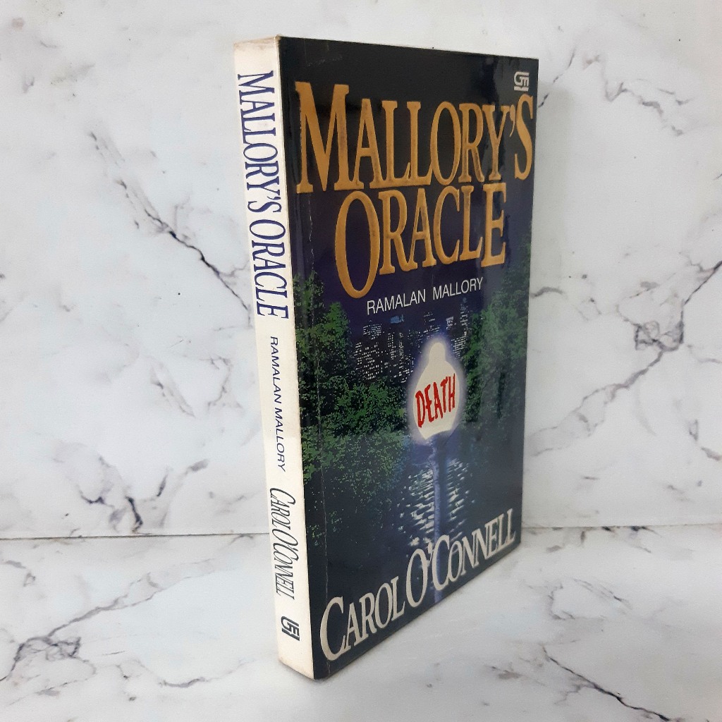 Novel Mallory's Oracle (Ramalan Mallory) Carol O'Connell GM (1996)