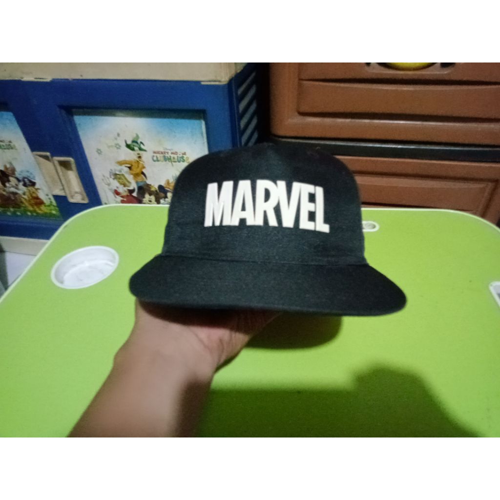 Topi snapback Marvel original preloved