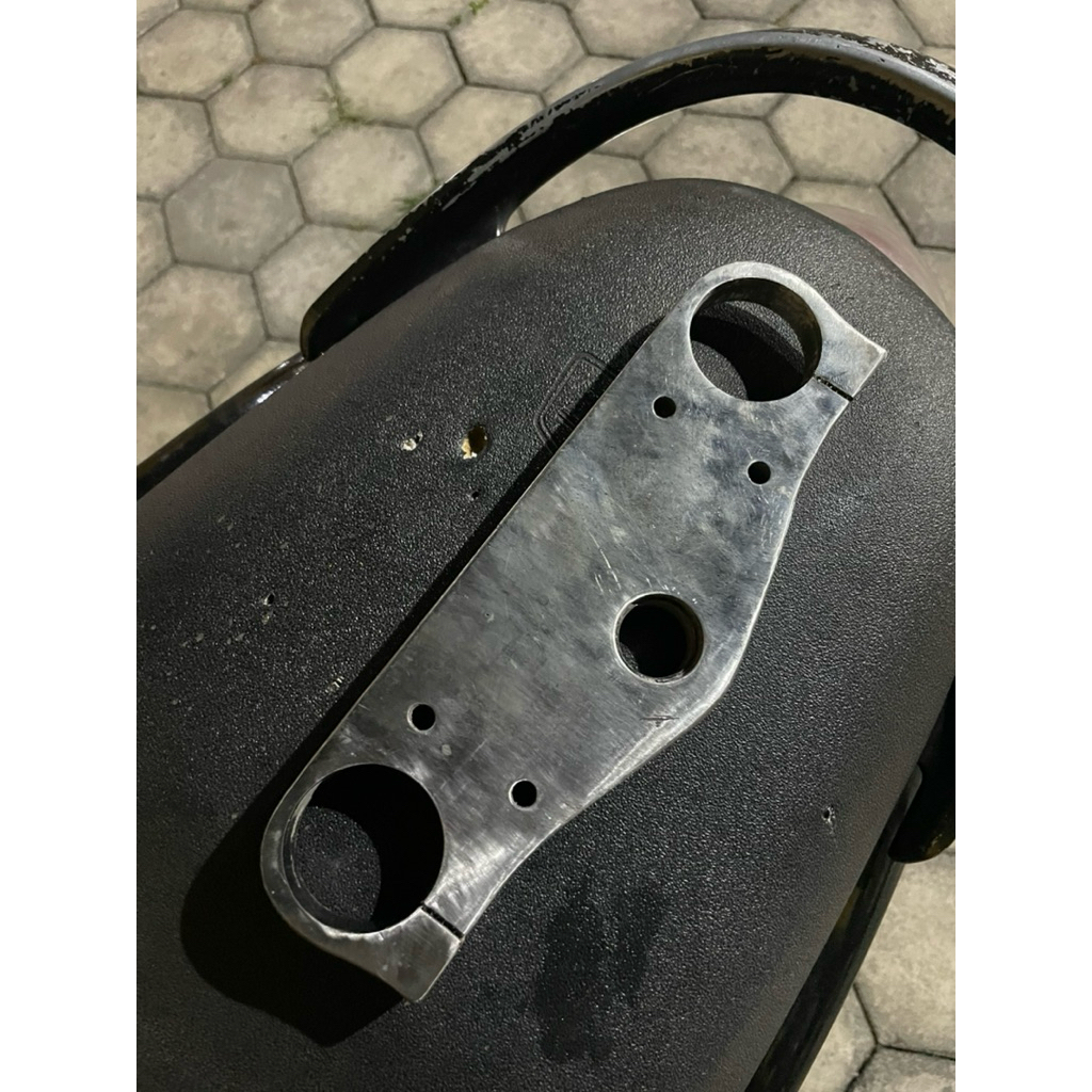 segitiga atas byson custom