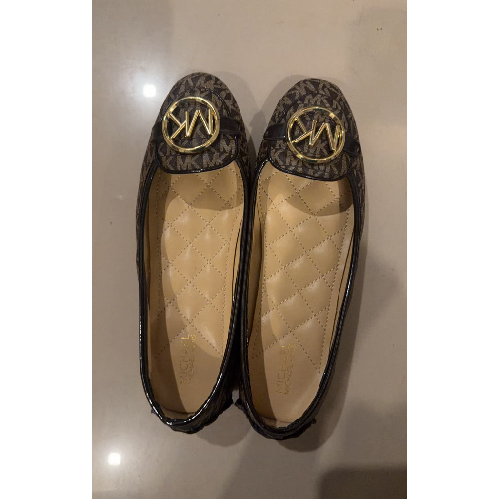 MK Lillie style women flat shoes ballet shoes Casual shoes Preloved