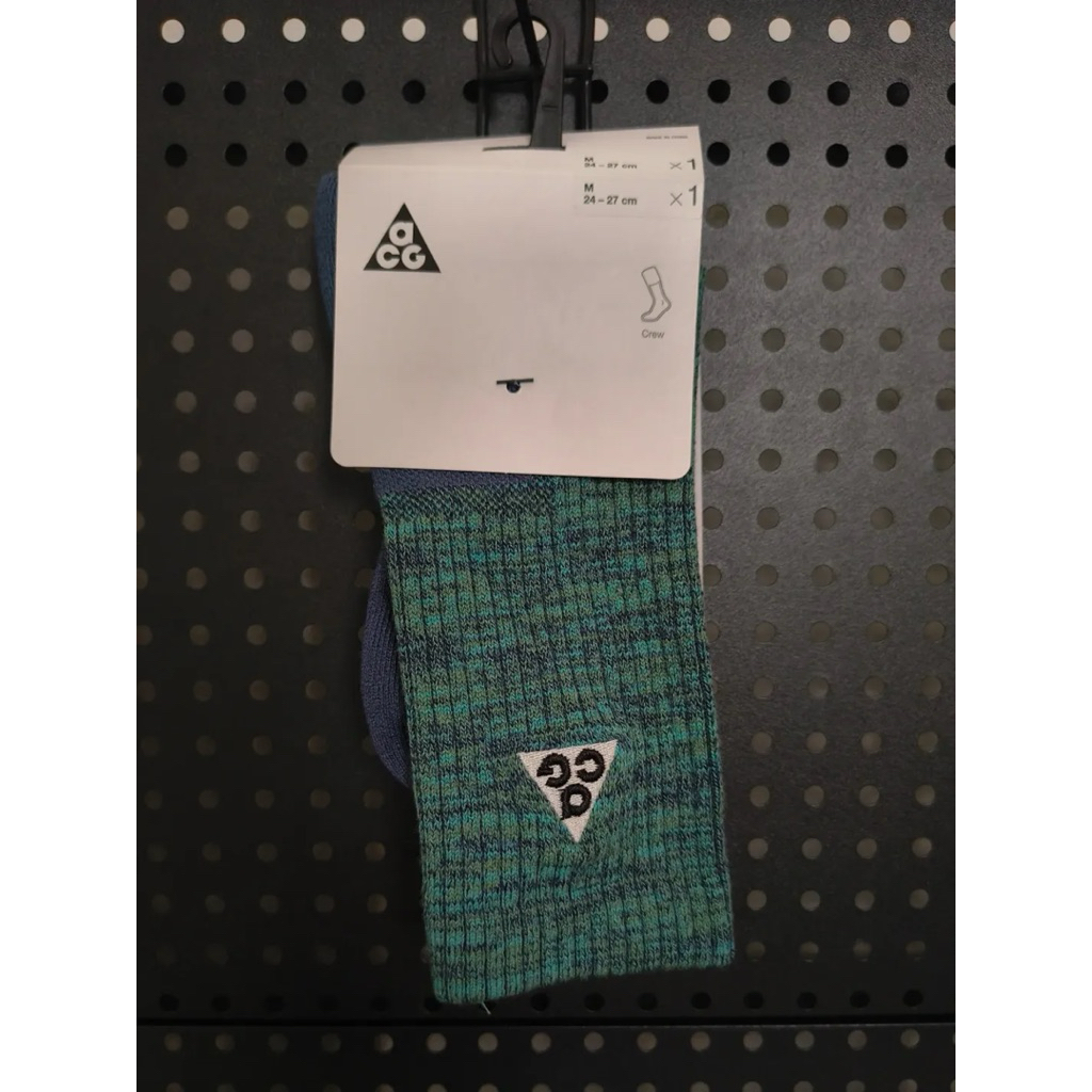 Kaos kaki ACG