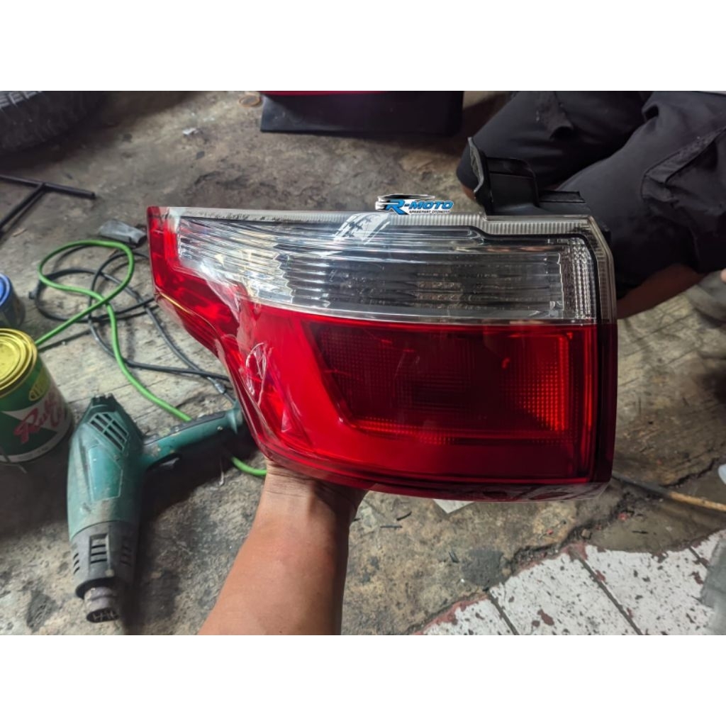 stoplamp lampu belakang mobil dfsk glory 560