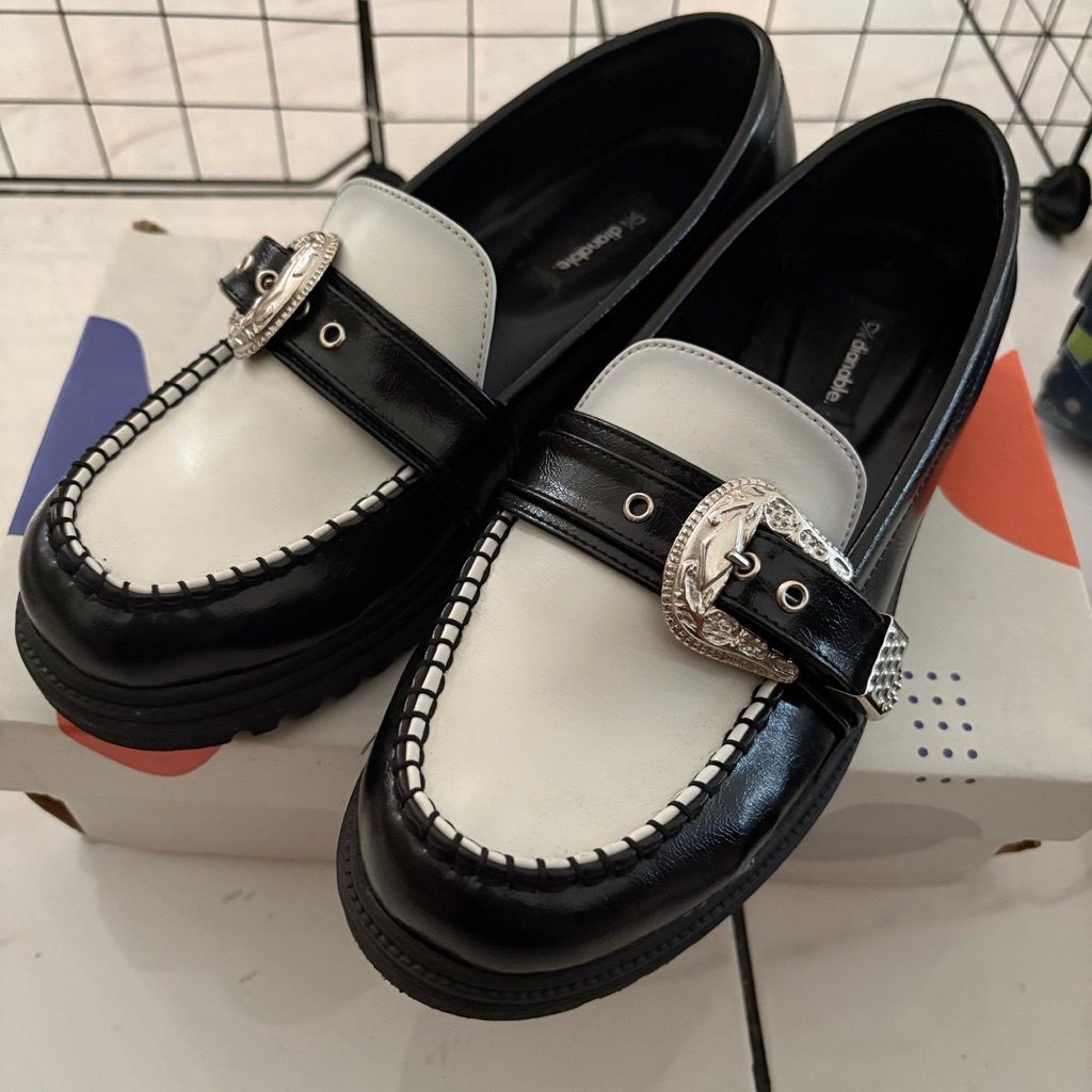 Preloved Loafers Wanita Dianable