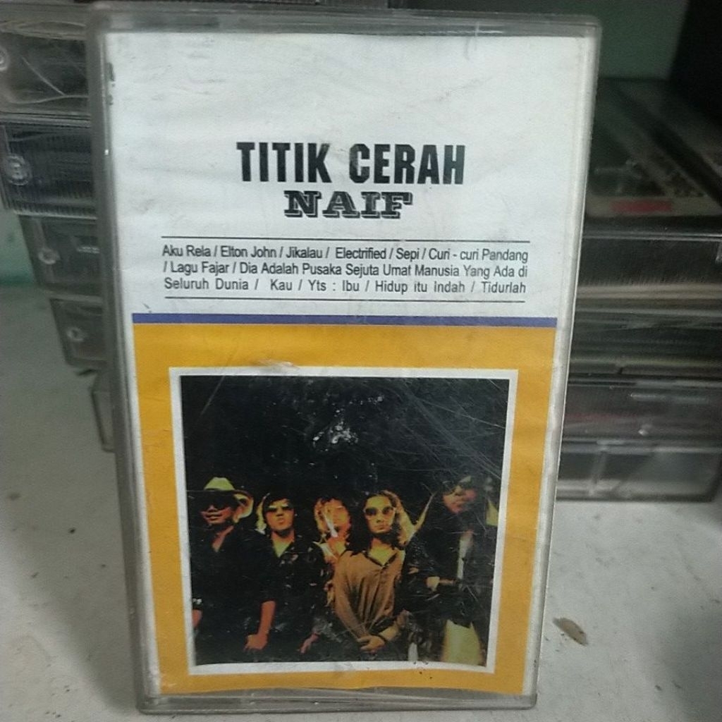 kaset Pita Naif Titik Cerah