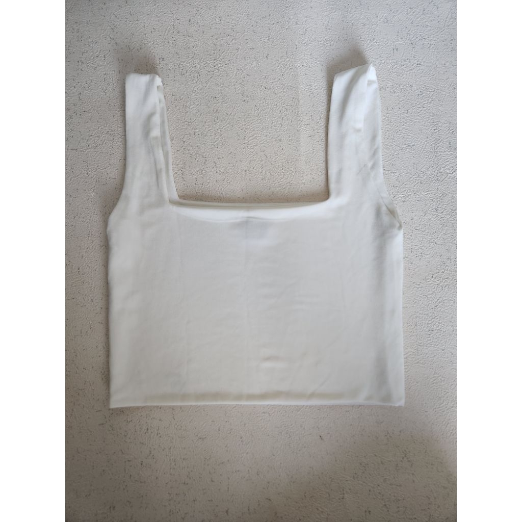 Crop Inner Square Tank White / Dalaman Kerah Kotak Wanita
