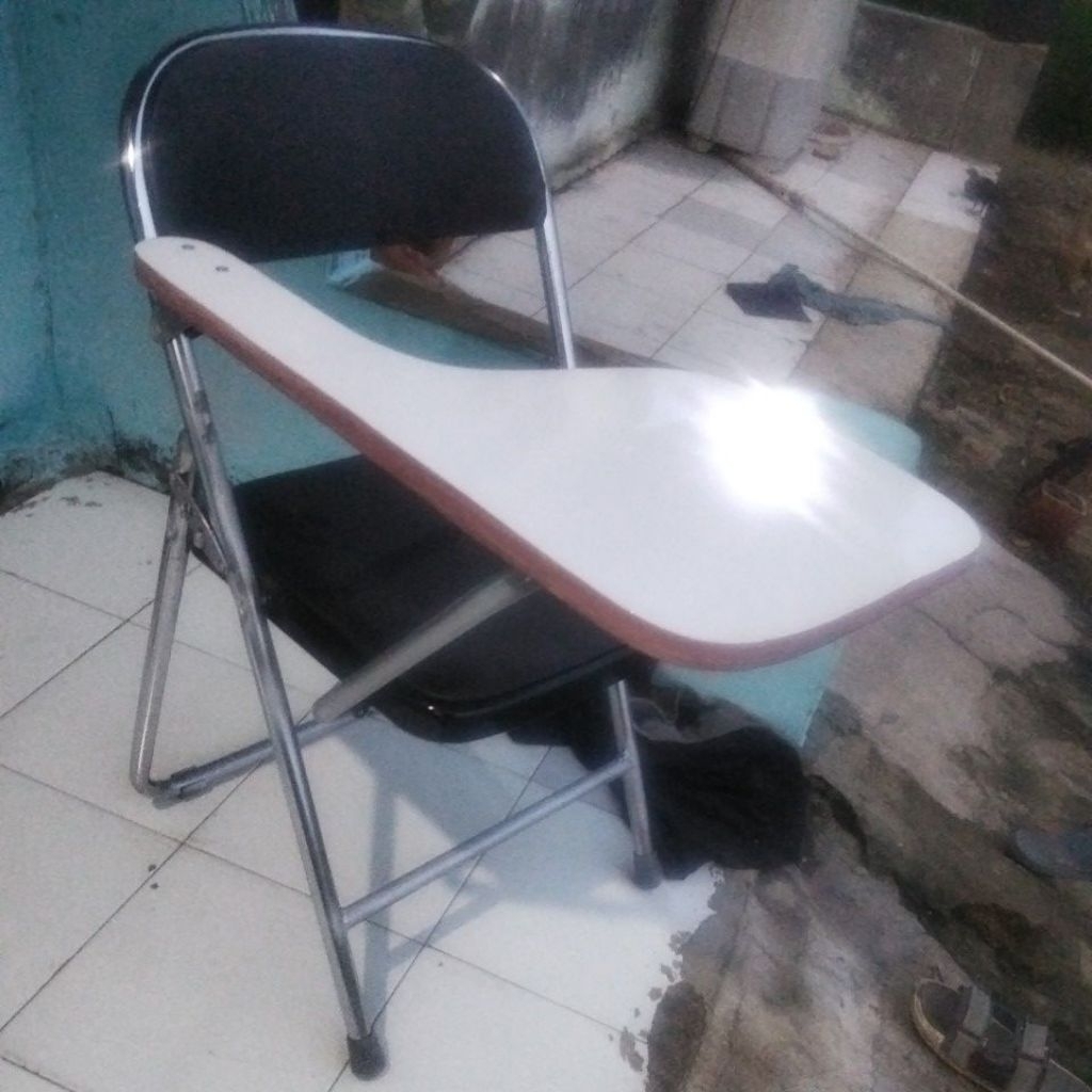 Kursi kuliah kursi kampus second