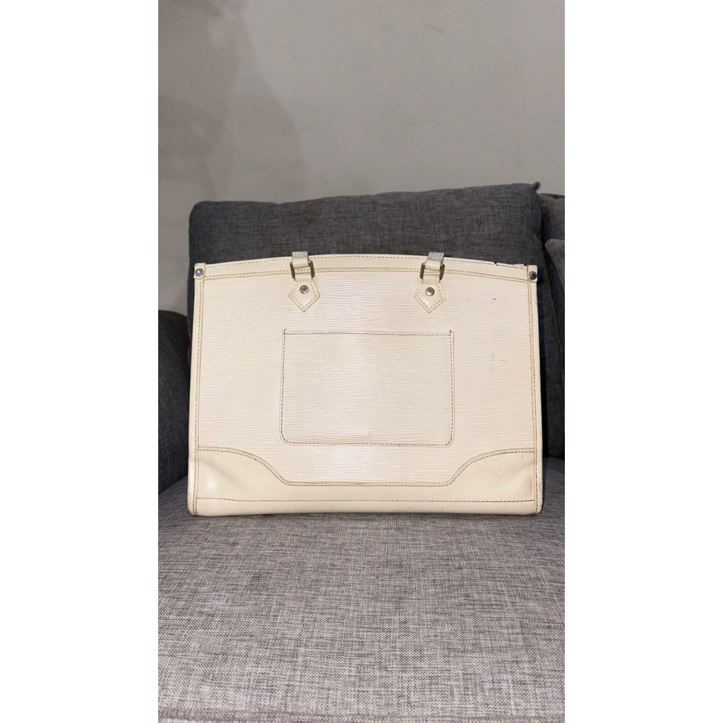 lV White Vintage 2004