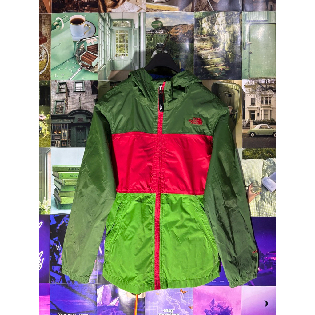 The North Face HyVent Kids Jacket Preloved