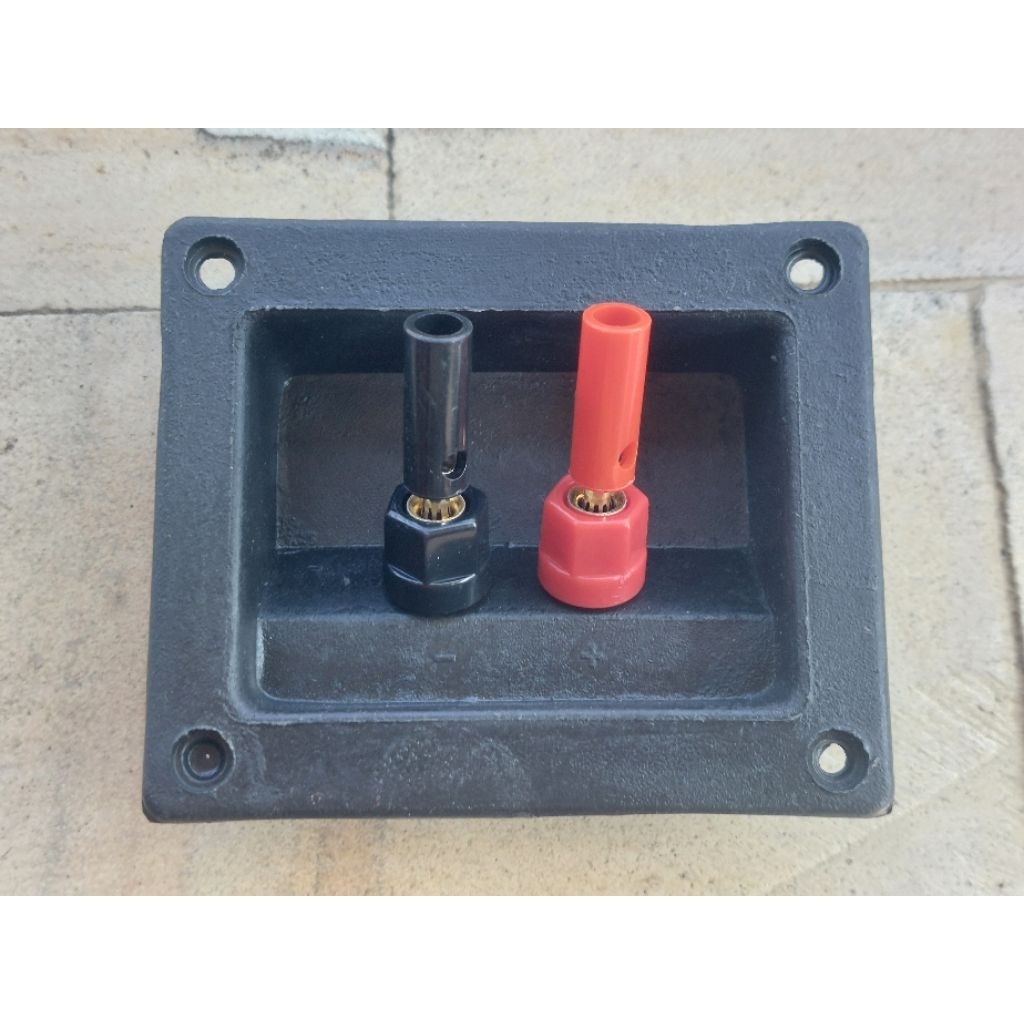 Terminal Speaker Kotak Binding Post Soket Banana Plus Jack Banana