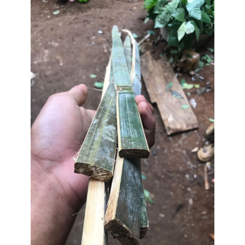 PROMO BILAH BAMBU PETUNG UKURAN 2X2 UNTUK BAHAN SENDAREN DAN KERAJINAN